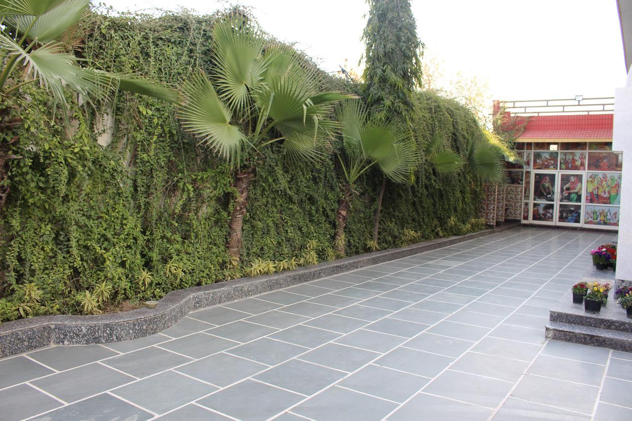Primrose Hotel And Restaurant Sonipat Dış mekan fotoğraf